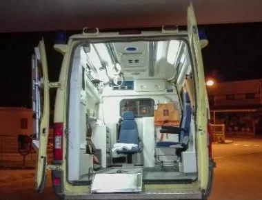 Ζάκυνθος: Μεθυσμένος τουρίστας προσπάθησε να κλέψει ασθενοφόρο -Χτύπησε γιατρό